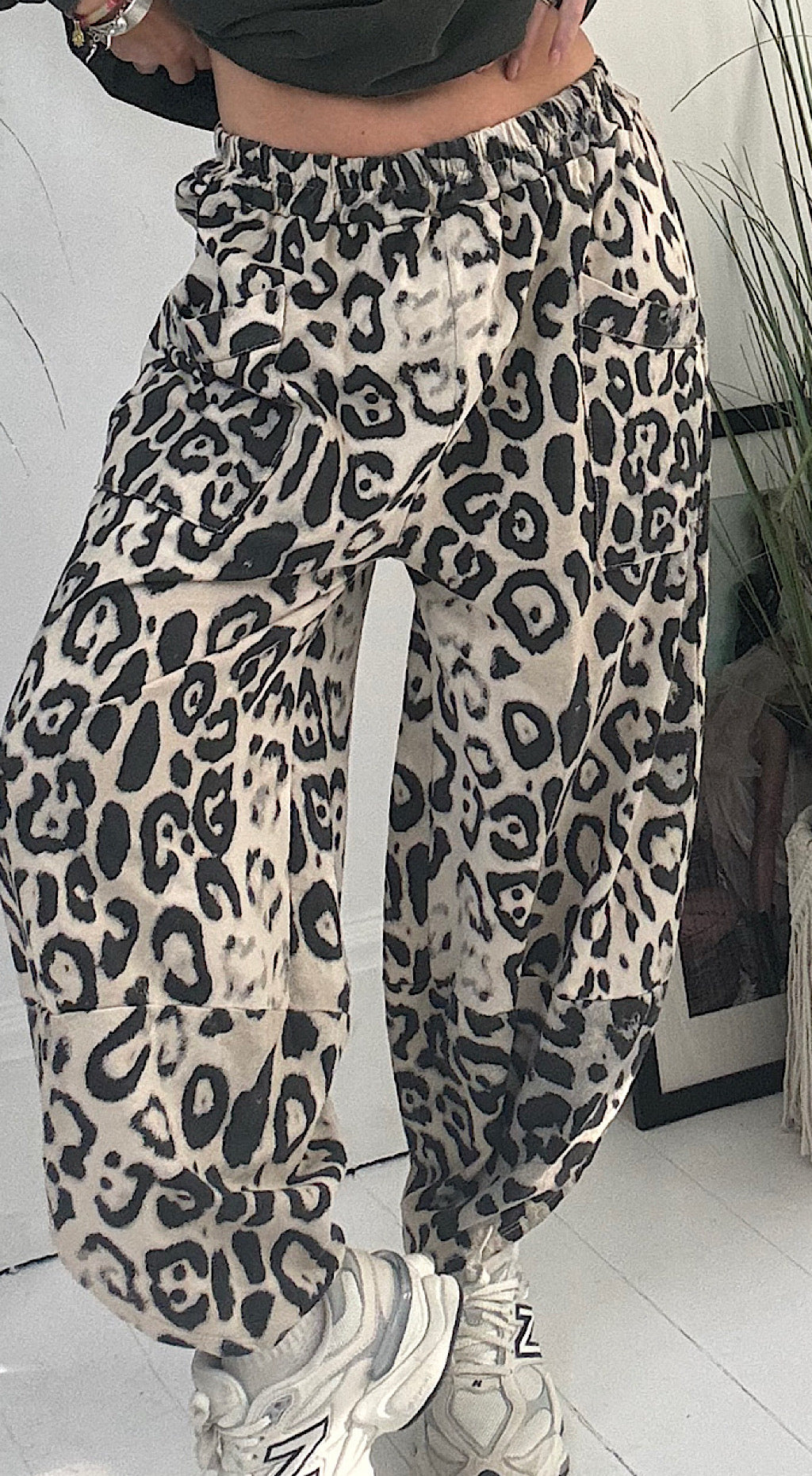 Animal Pocket Cocoon Pant Stone