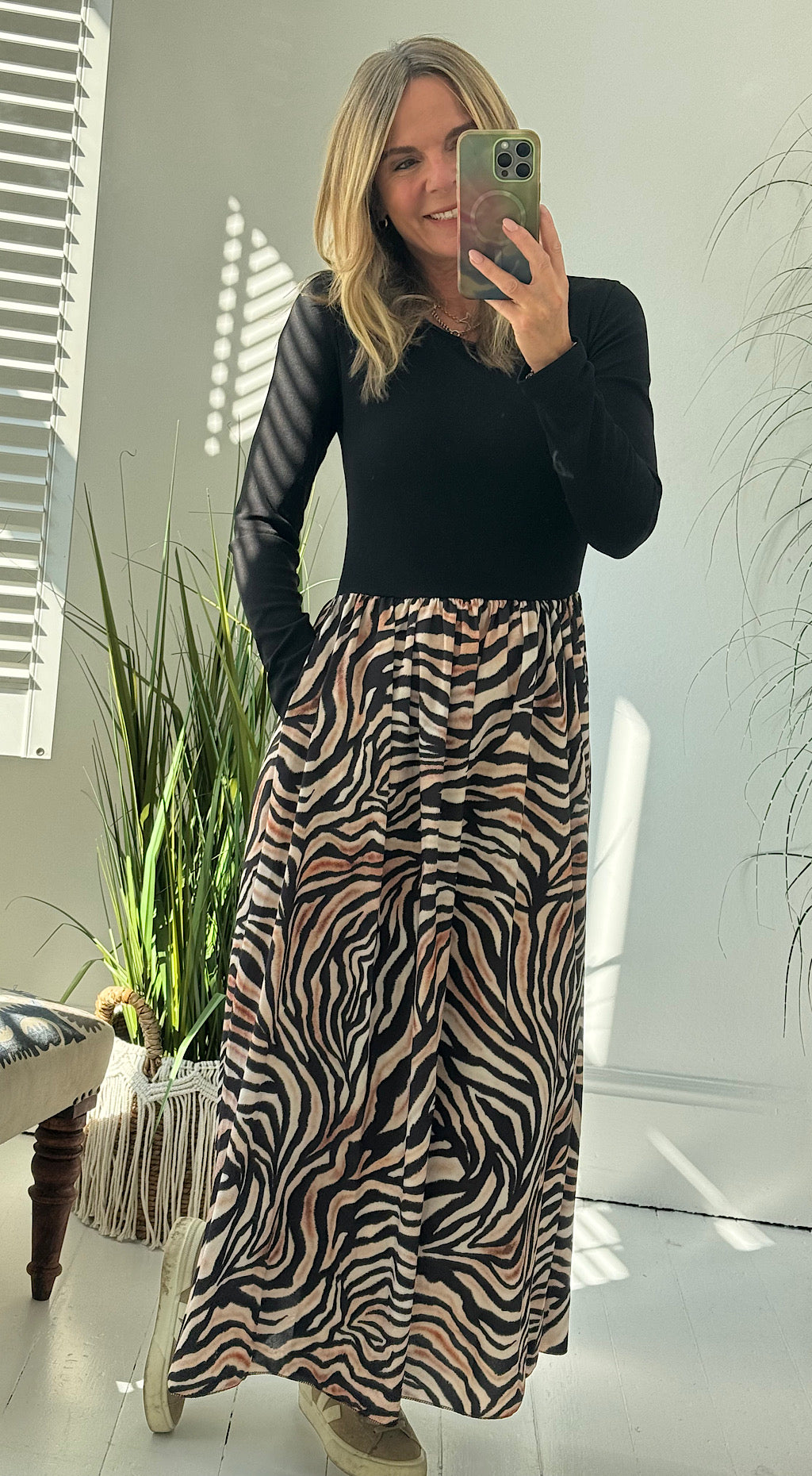 Skater maxi leopard skirt