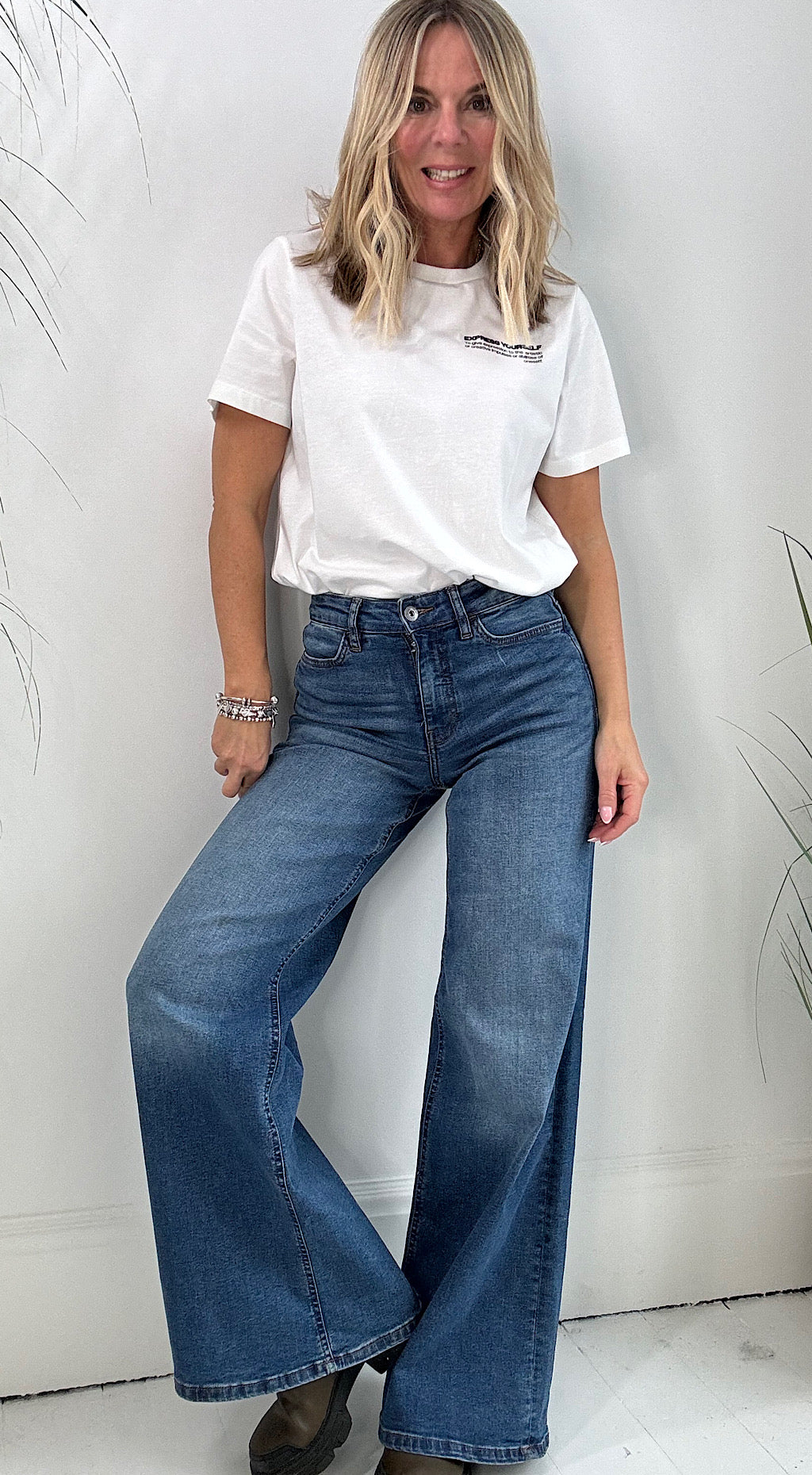 Twiggy wide leg jeans