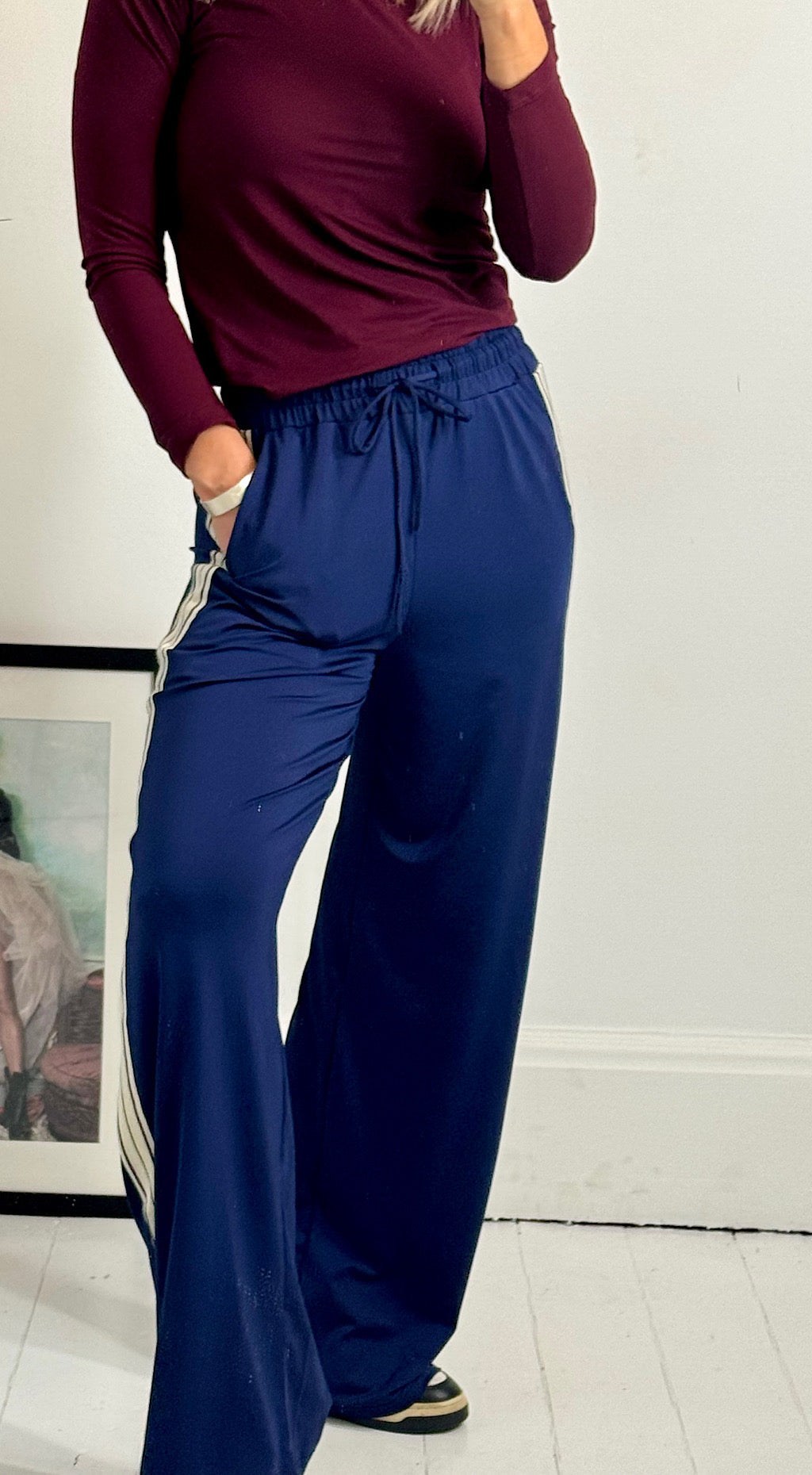 Retro Side Stripe Pant - Navy