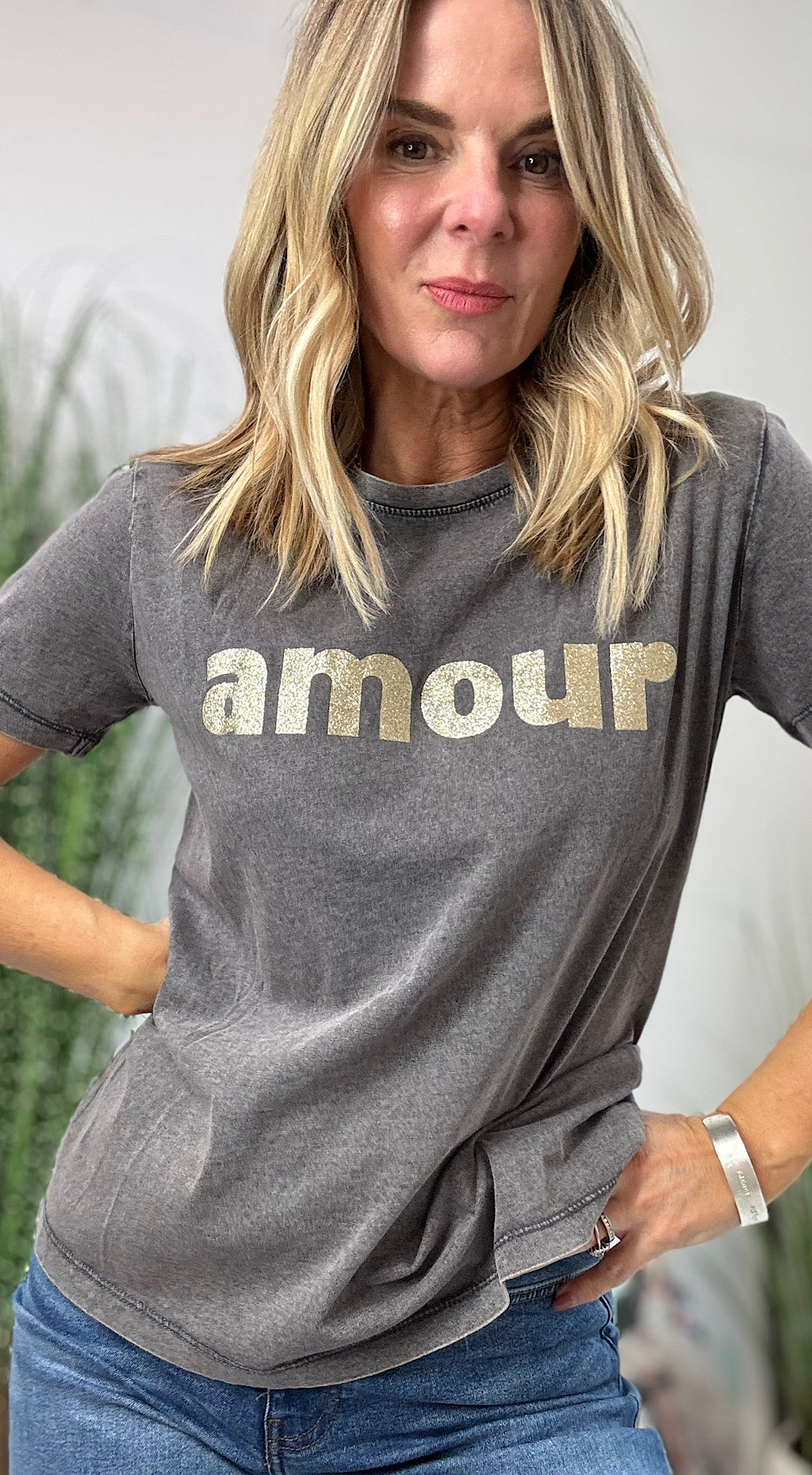 Amour Tee