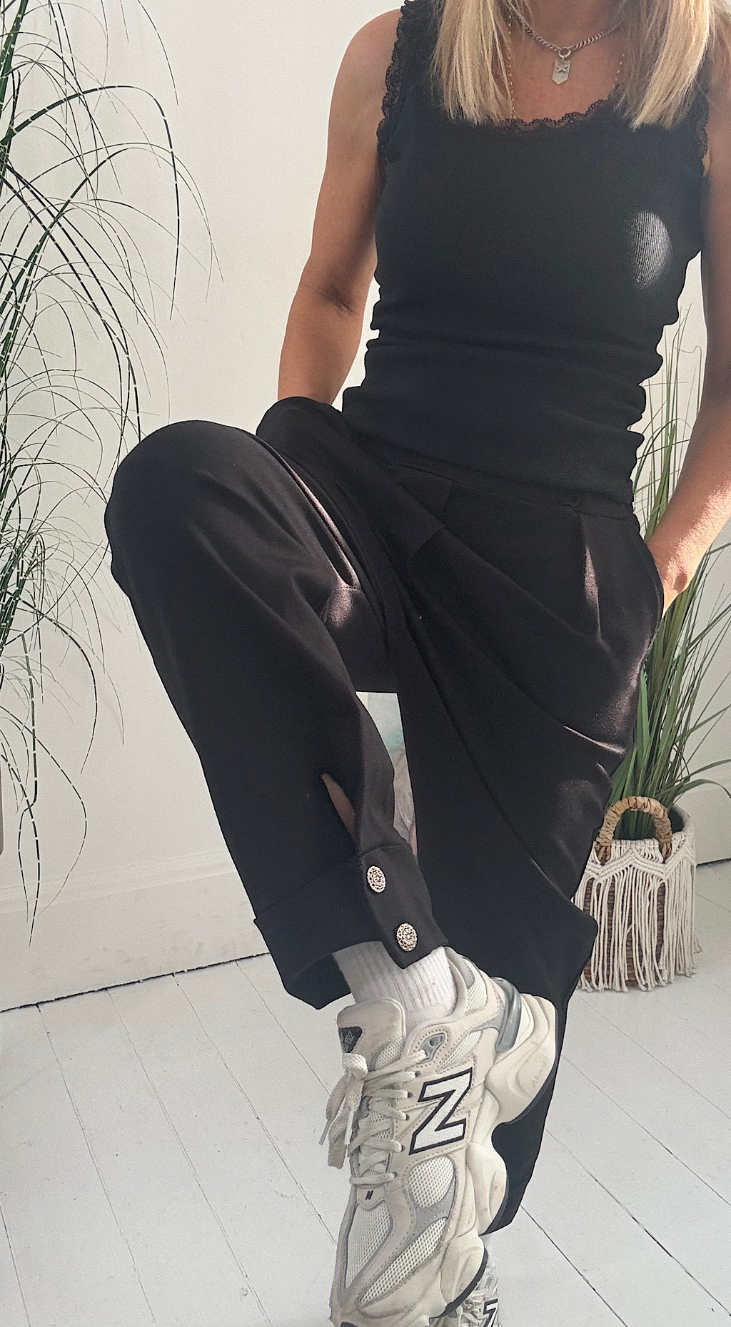 Posh Jogger Black