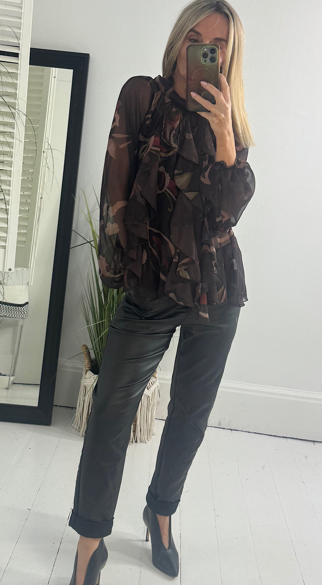 Faux leather stretch jogger