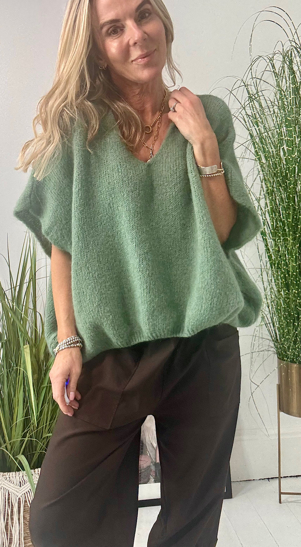 Soft short sleeve knit green