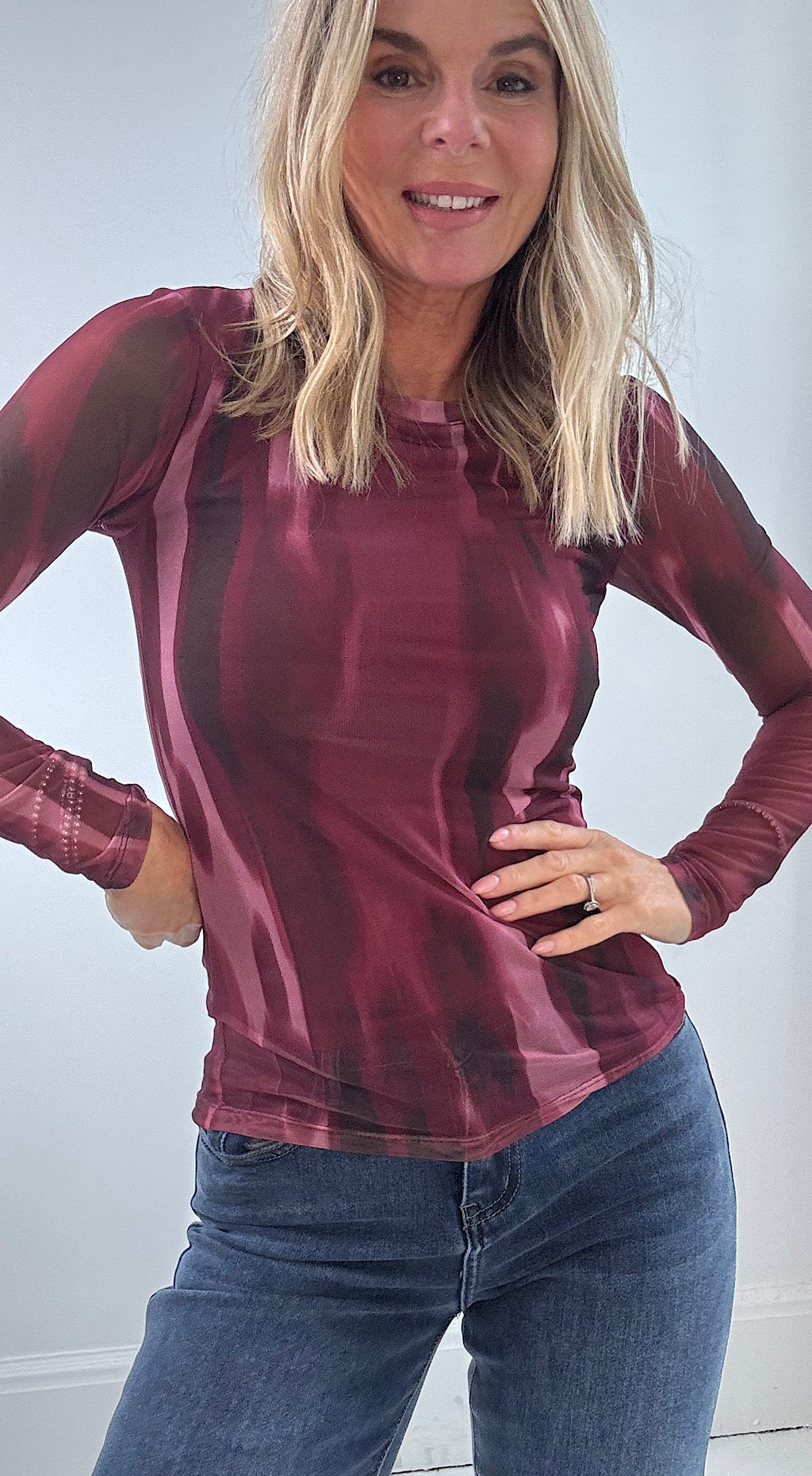 Paloma Mesh burgandy top