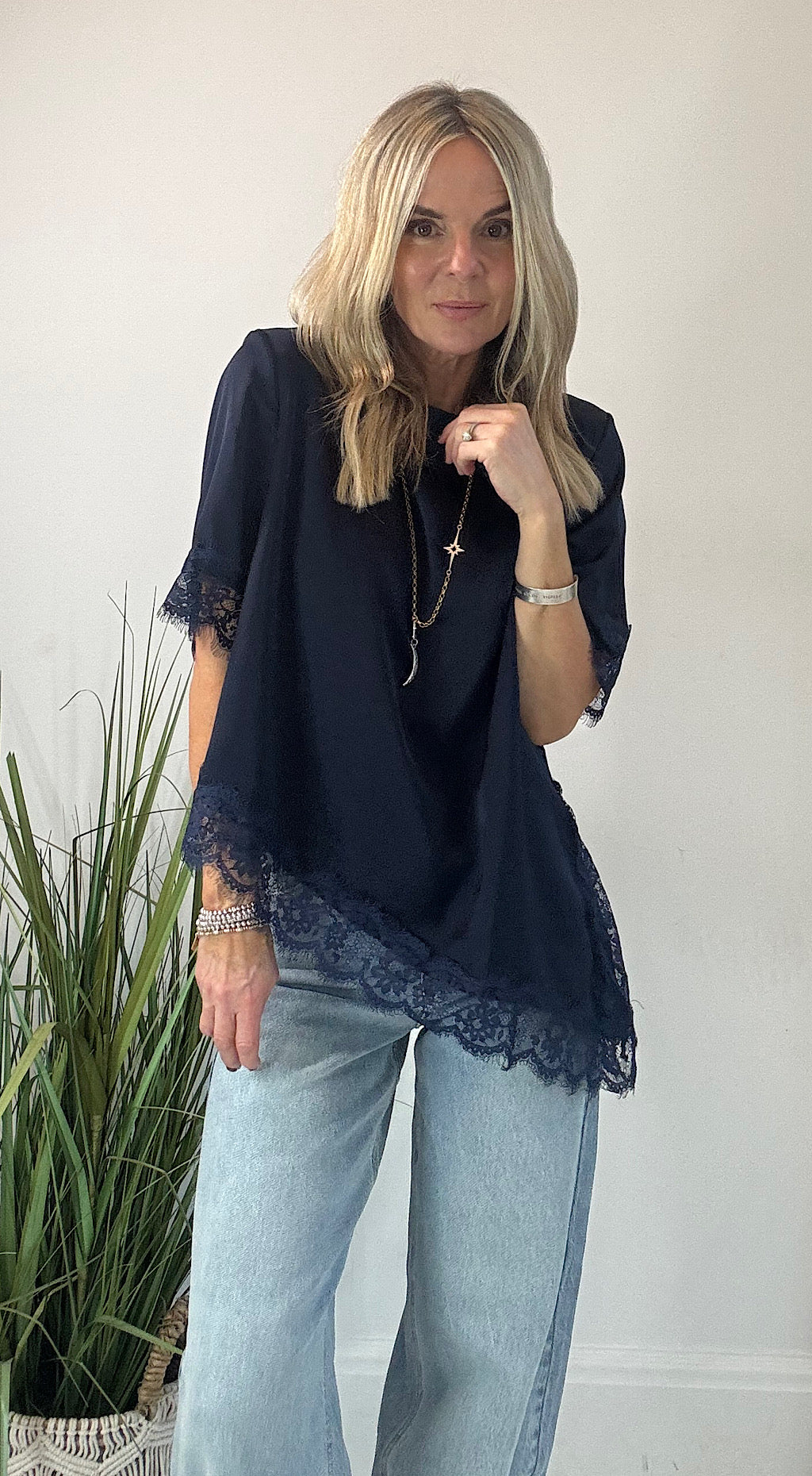 Asymmetric Silky Tee - navy