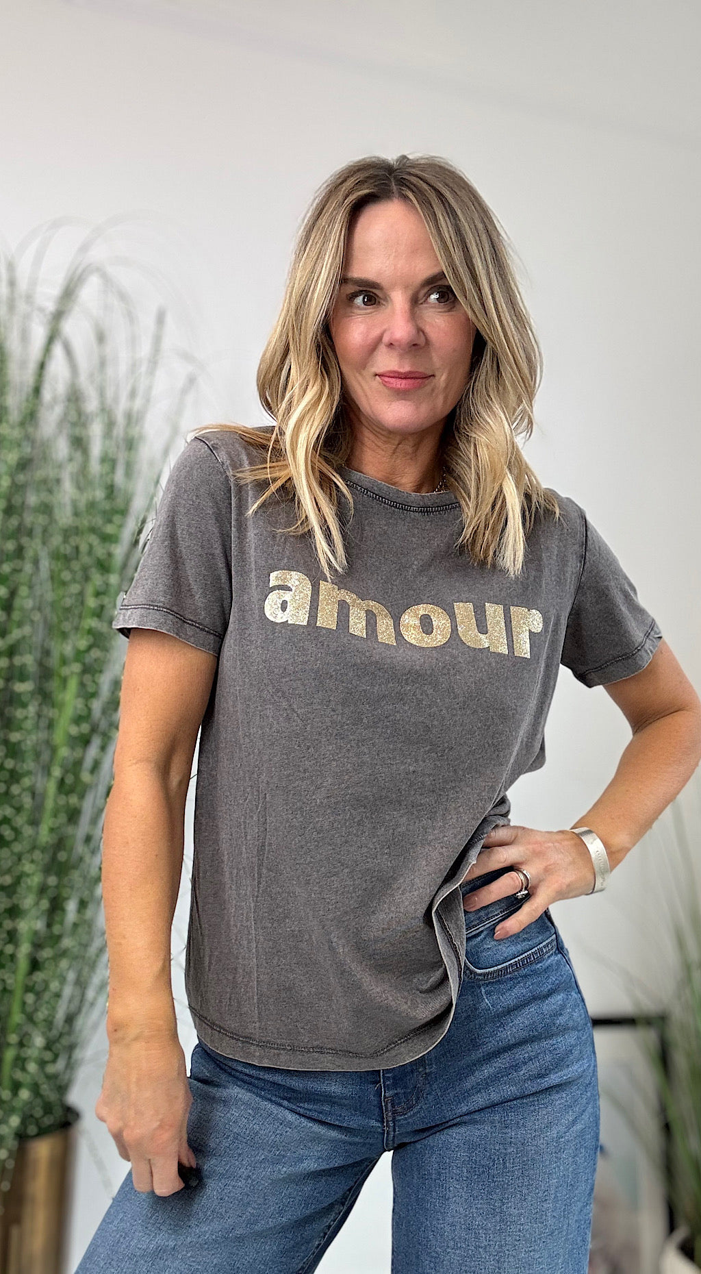 Amour Tee