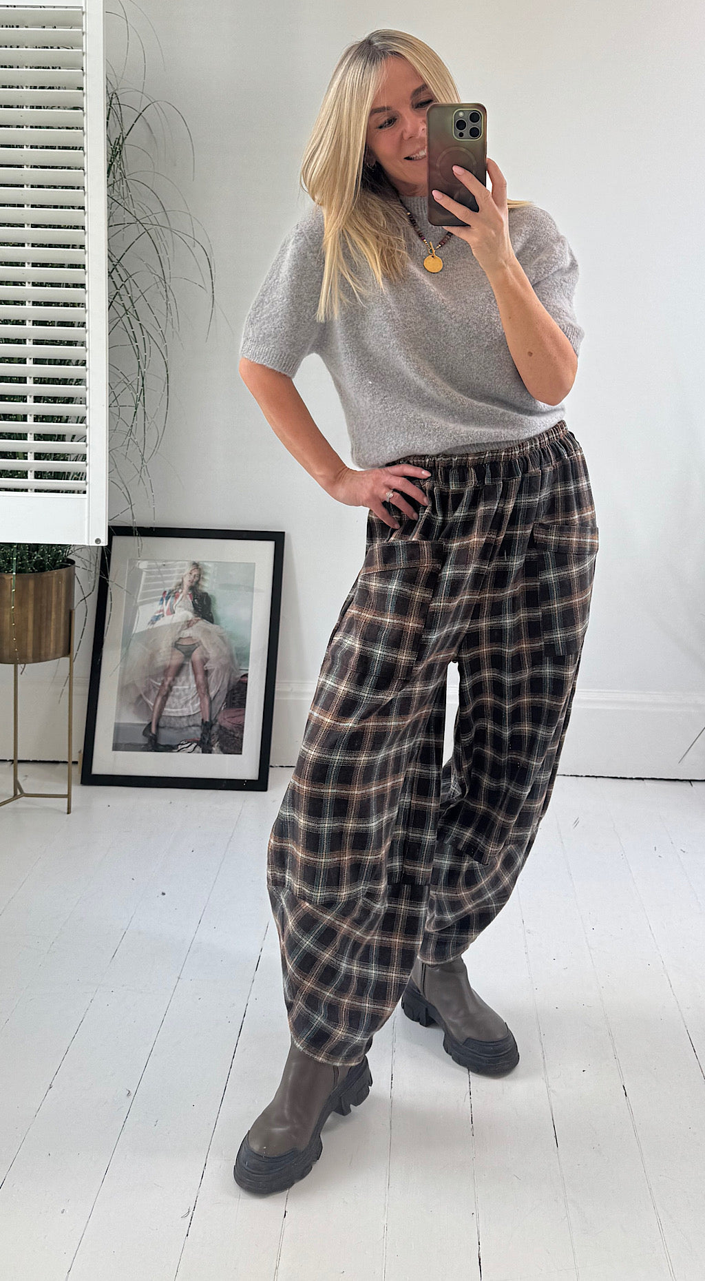 Traitors Check Cocoon Pant - green mix