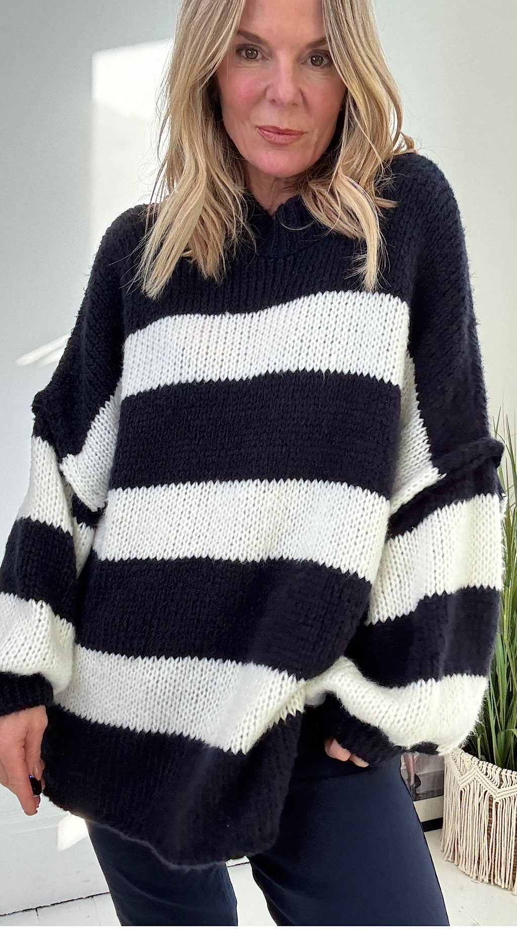 Cool Stripe Knit - Navy