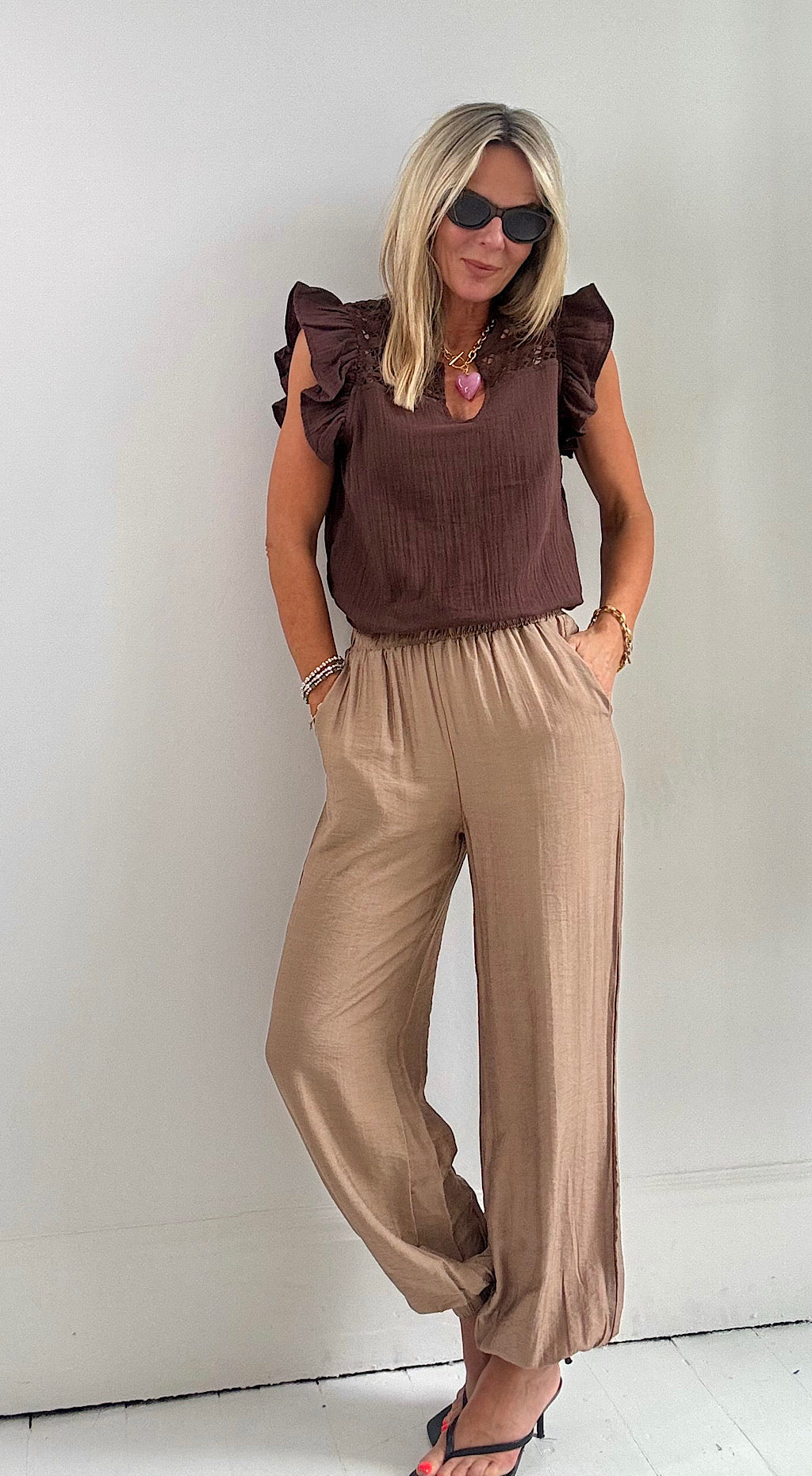 Berlin Frill Blouse - brown