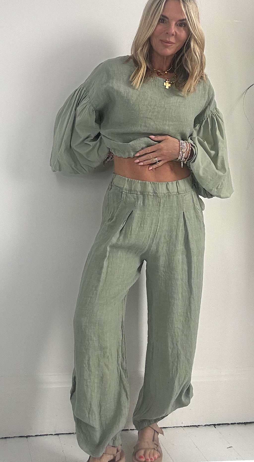 Linen Roll up Pant - sage