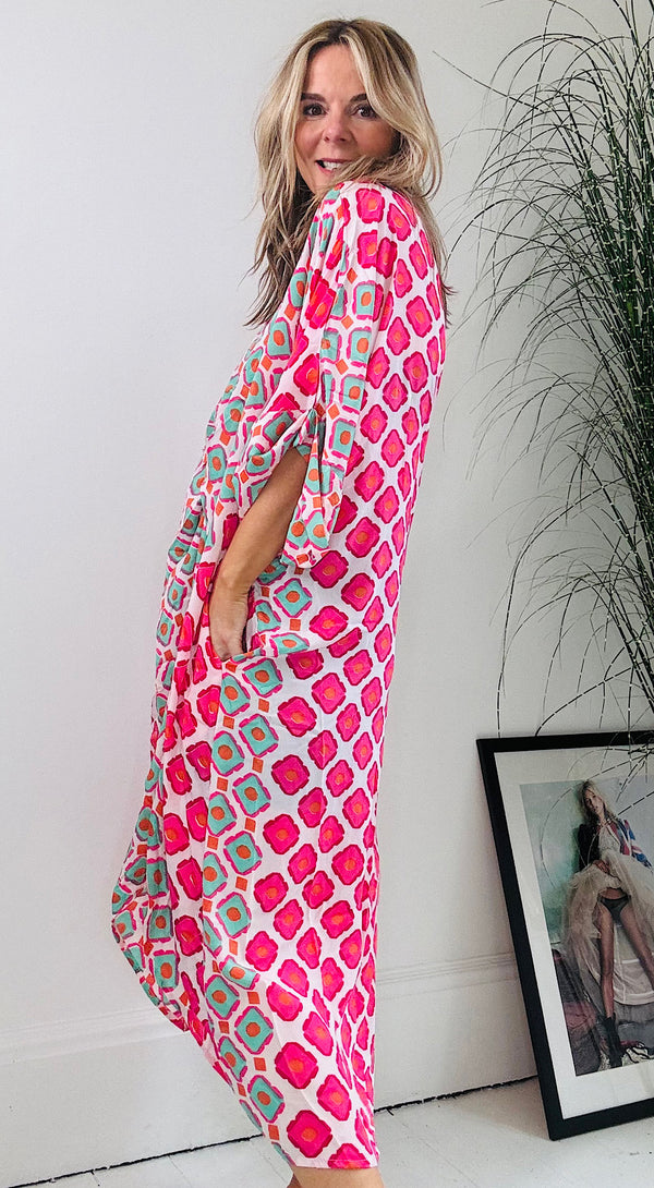 Rouched front dress - retro print pink