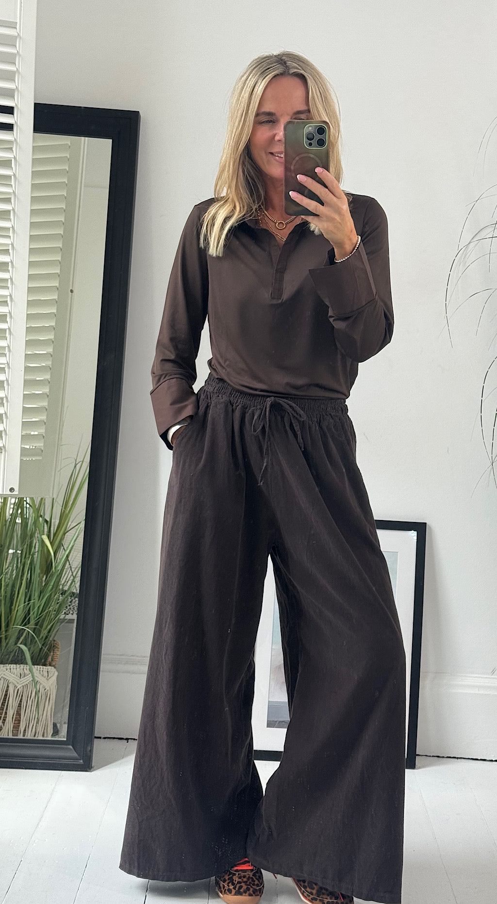 Needle Cord Flared Pant - Chocolate