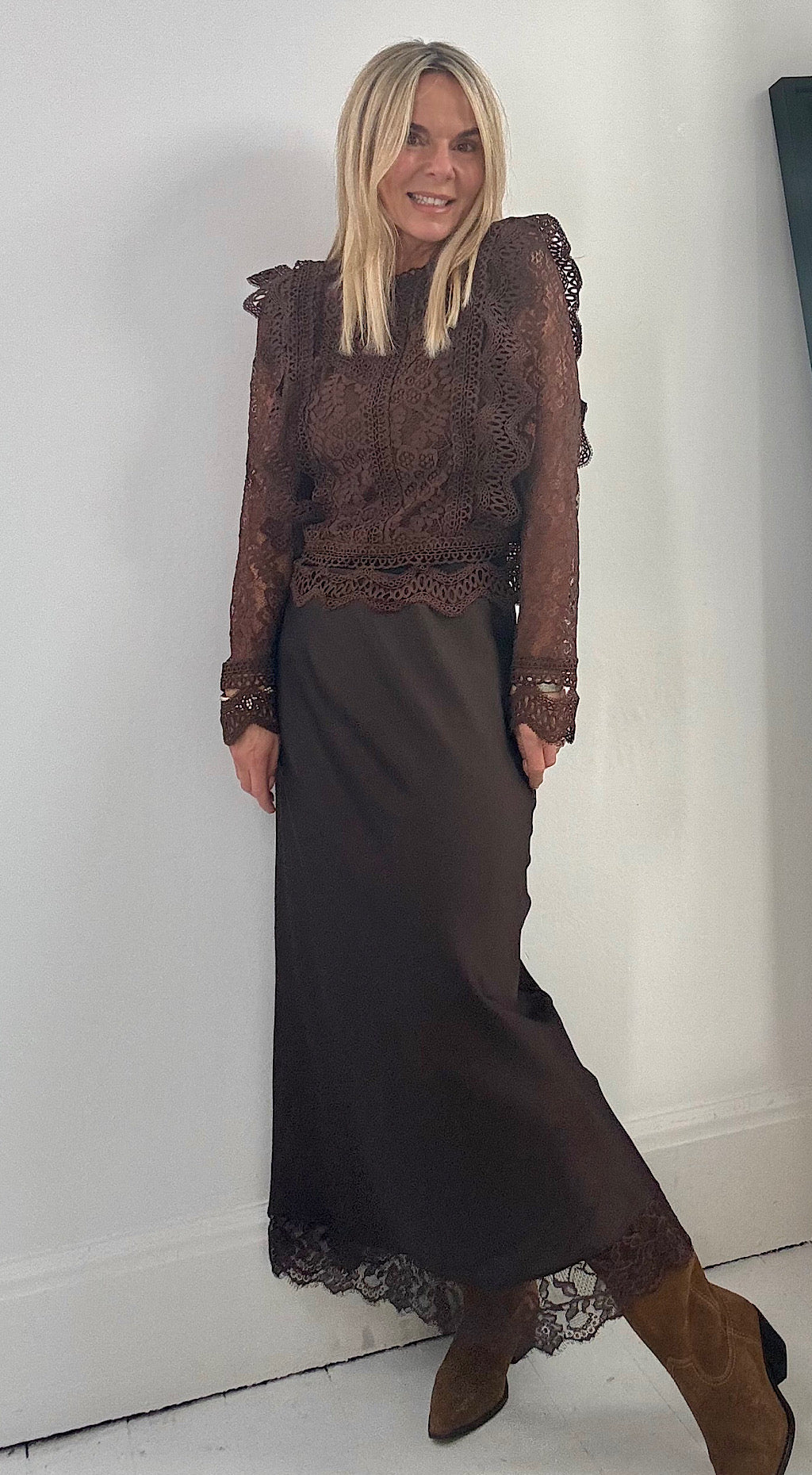 Sateen skirt brown