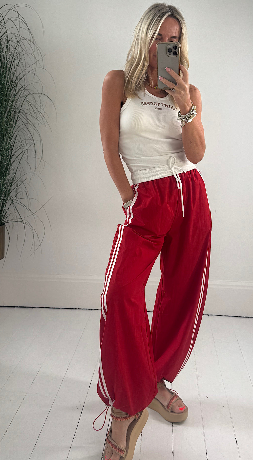 Adi sporty pants red