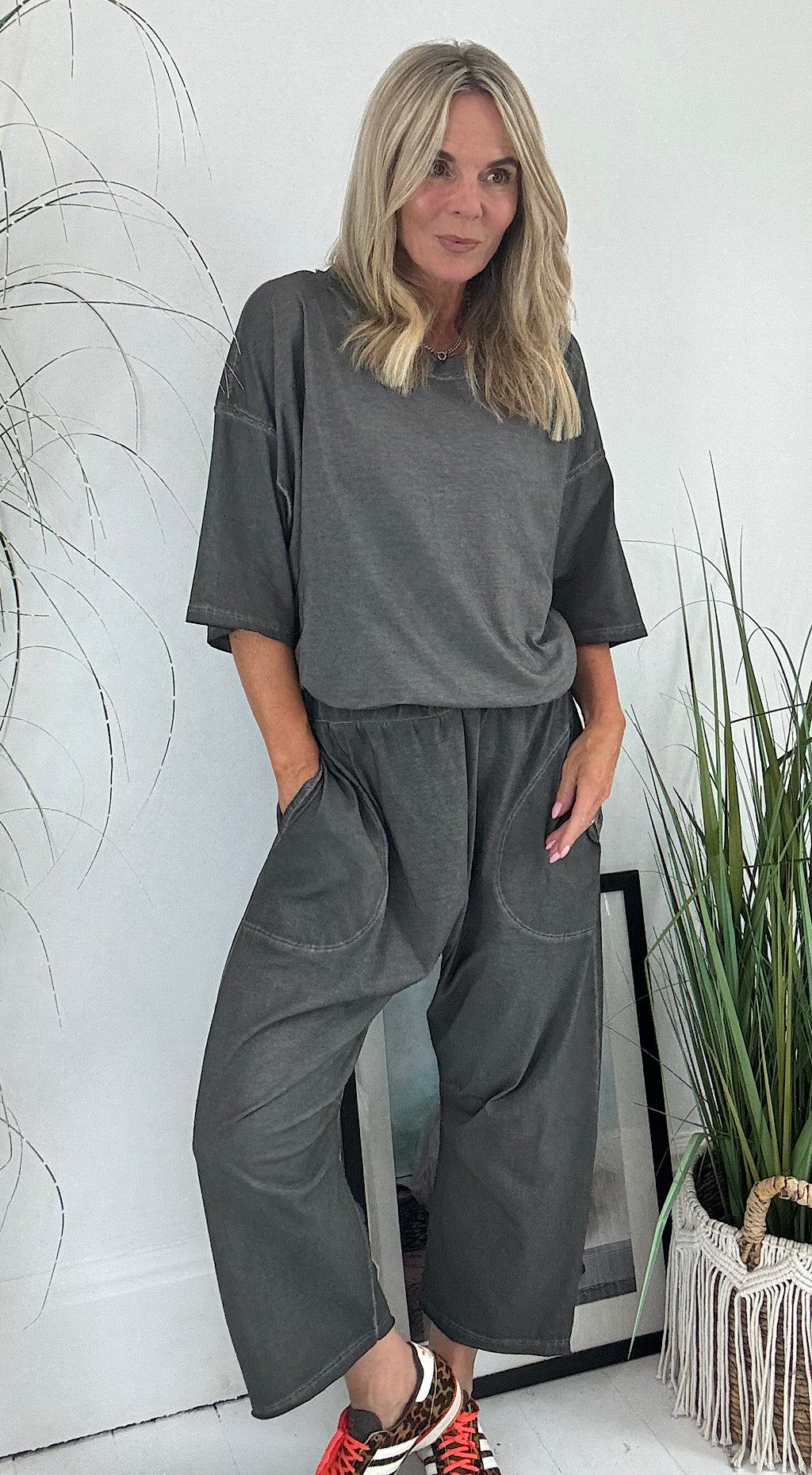 Free Spirit 2-Piece Washed Grey