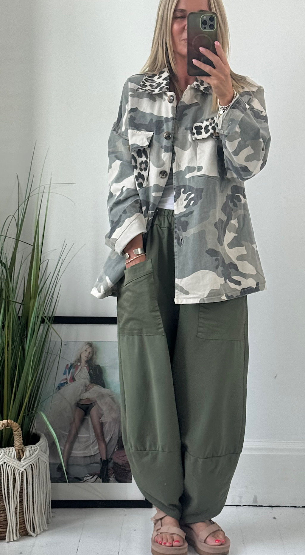 Pocket cocoon pant khaki