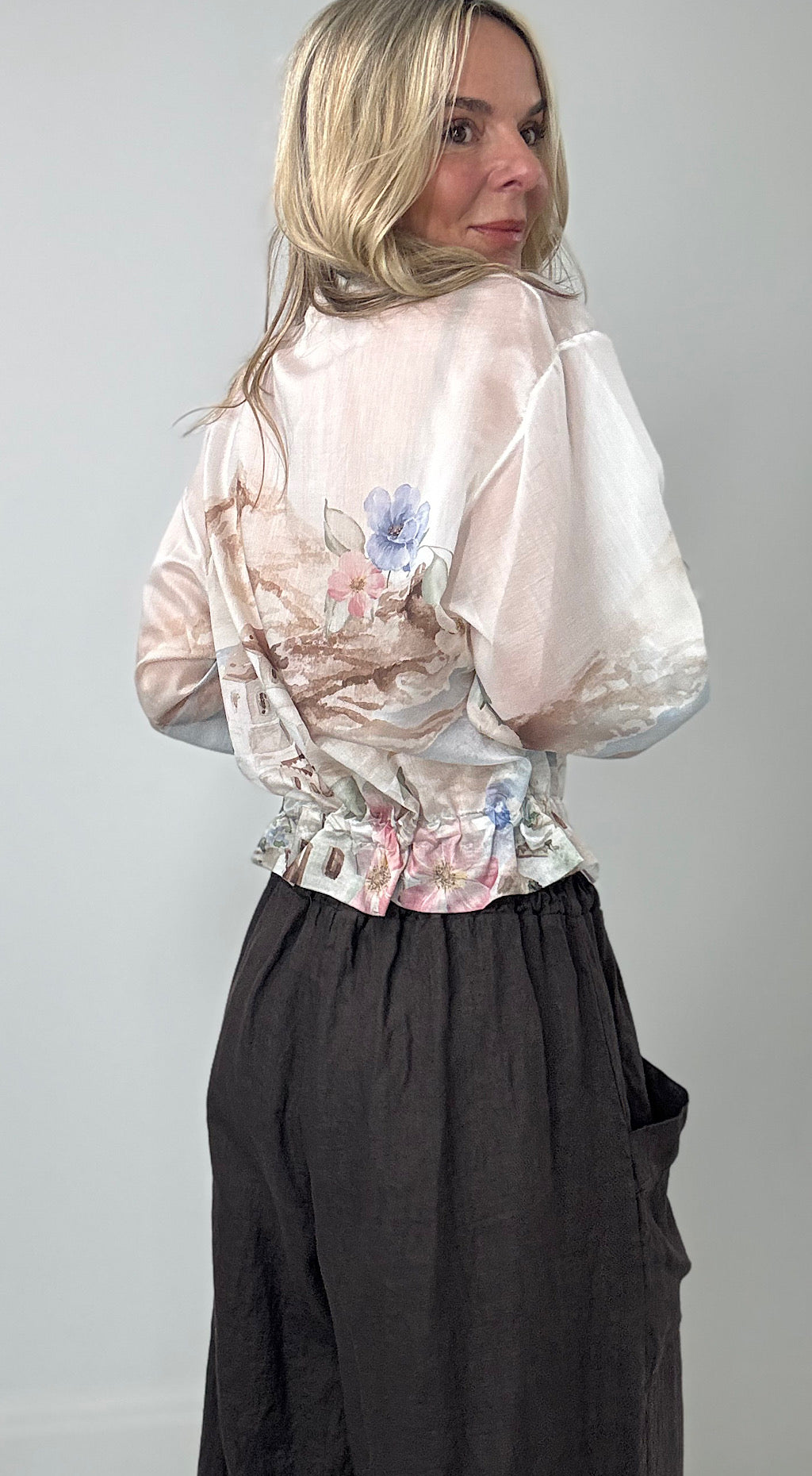 Santorini bomber cream