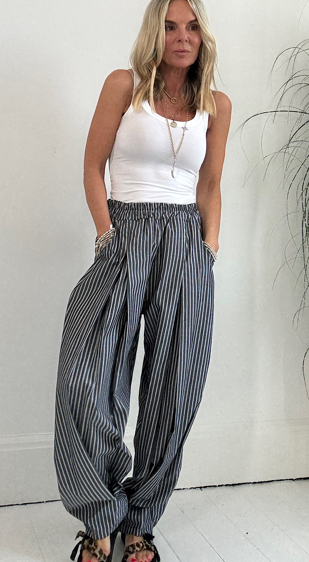 Cotton Striped Cocoon Pant - grey