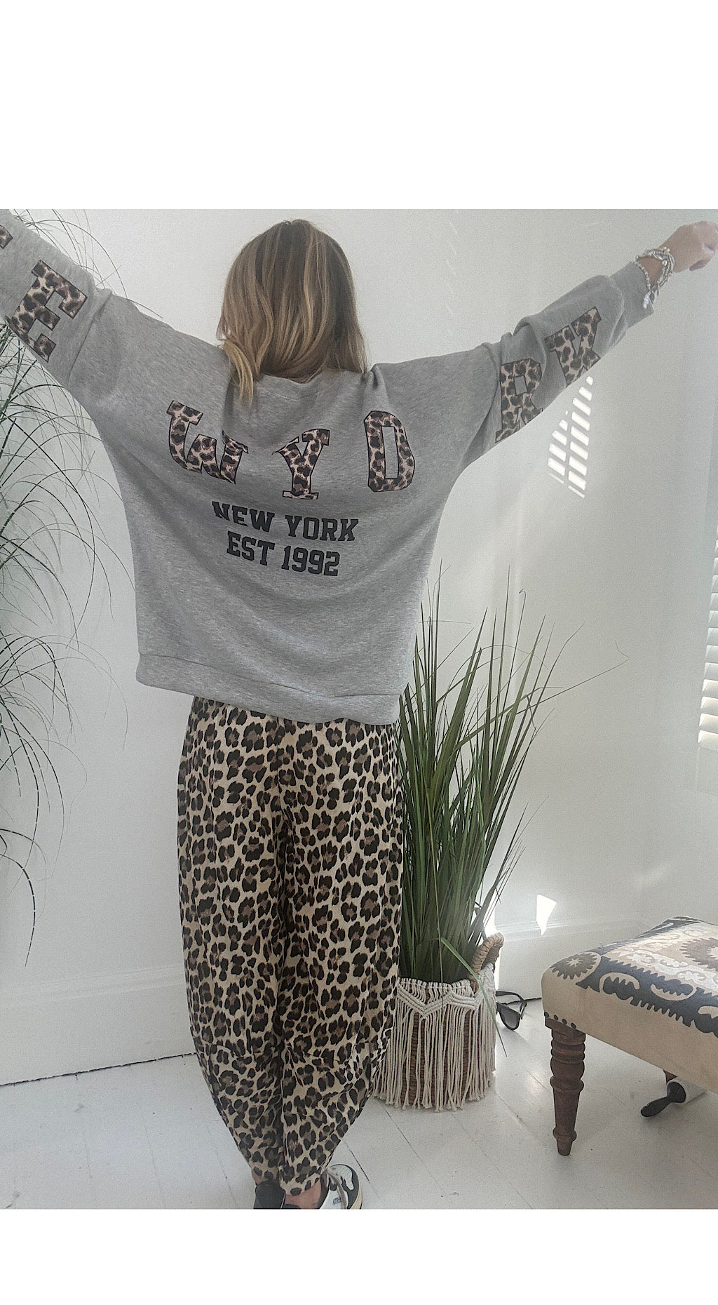 NY back sweatshirt