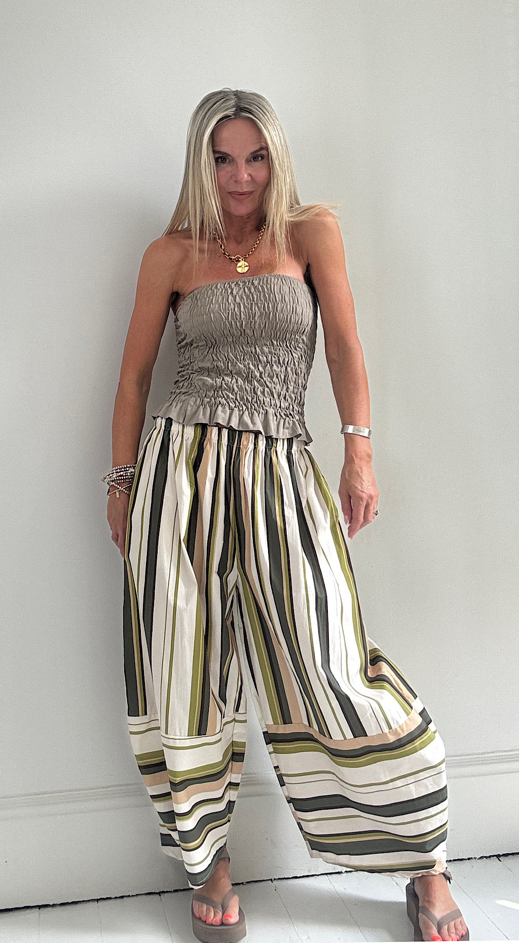 Stripe green barrel pants