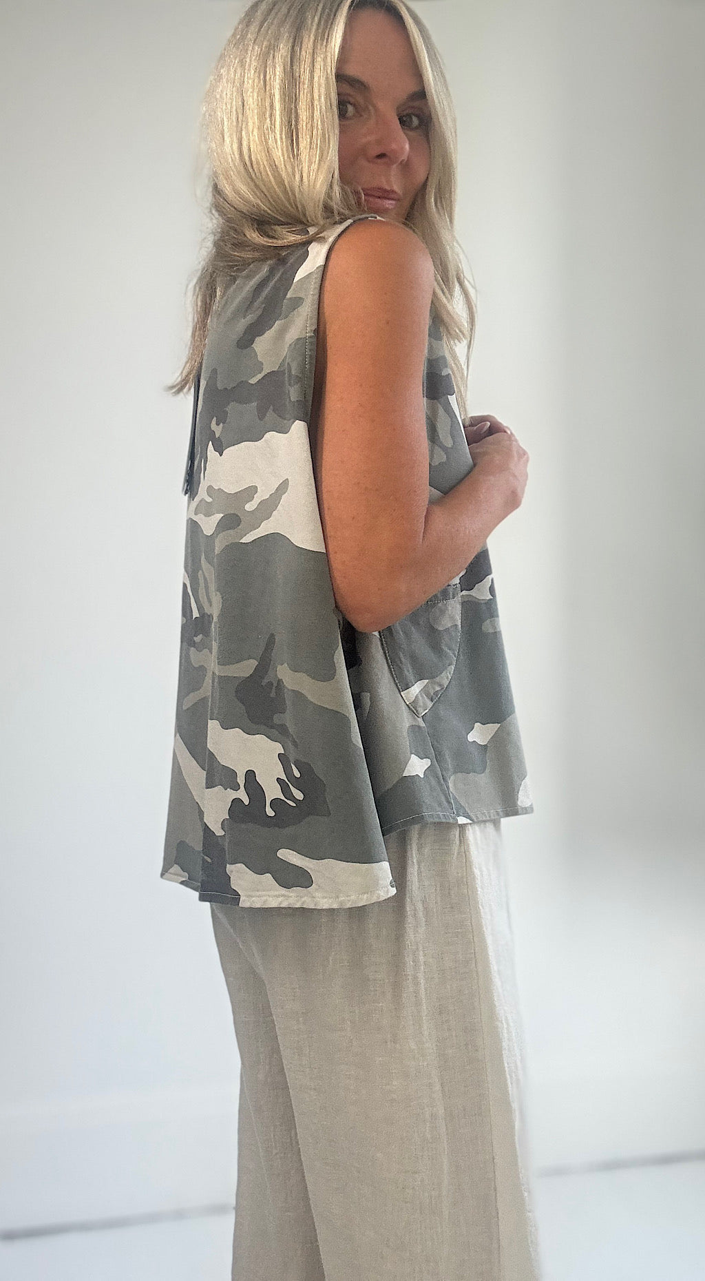 Camo sweat waistcoat