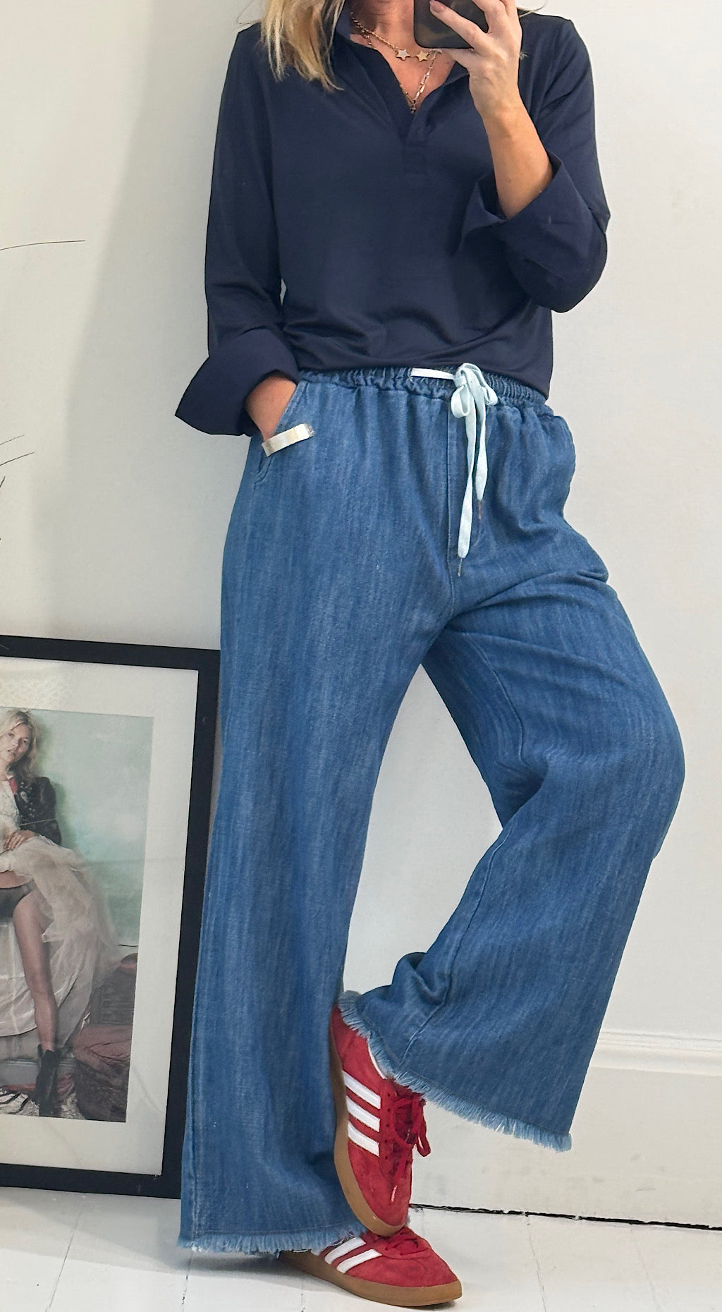 Frayed bottom denim pants