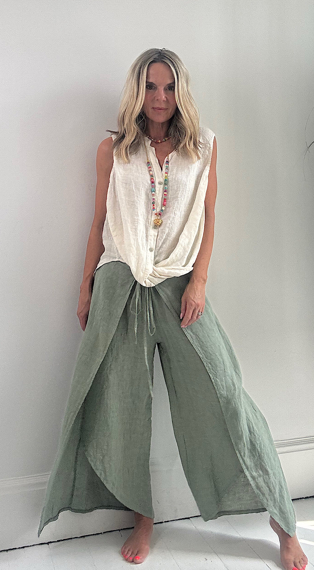 Twist front linen top cream