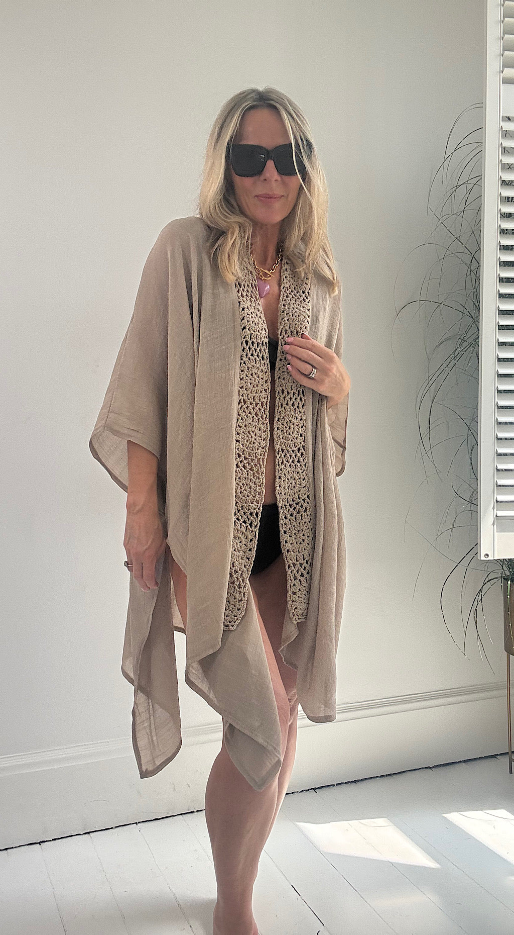 Mocha beach throw