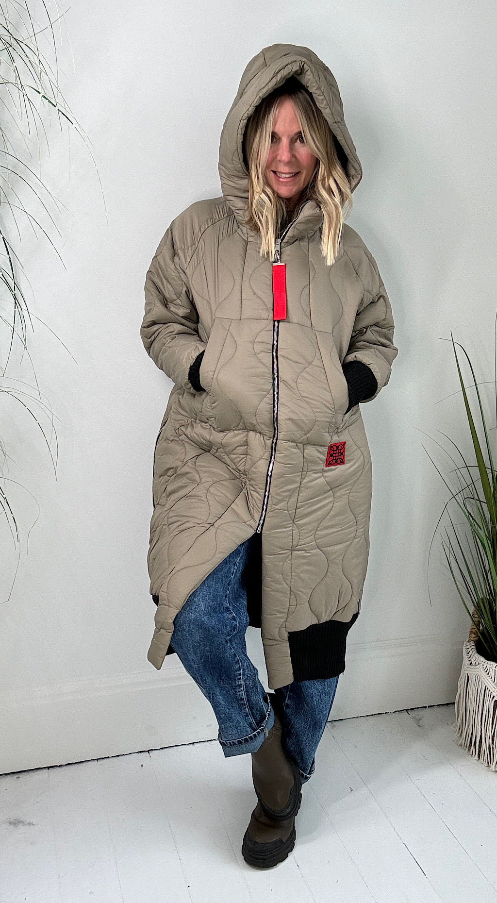 Red Tab Quilted Coat - Mocha