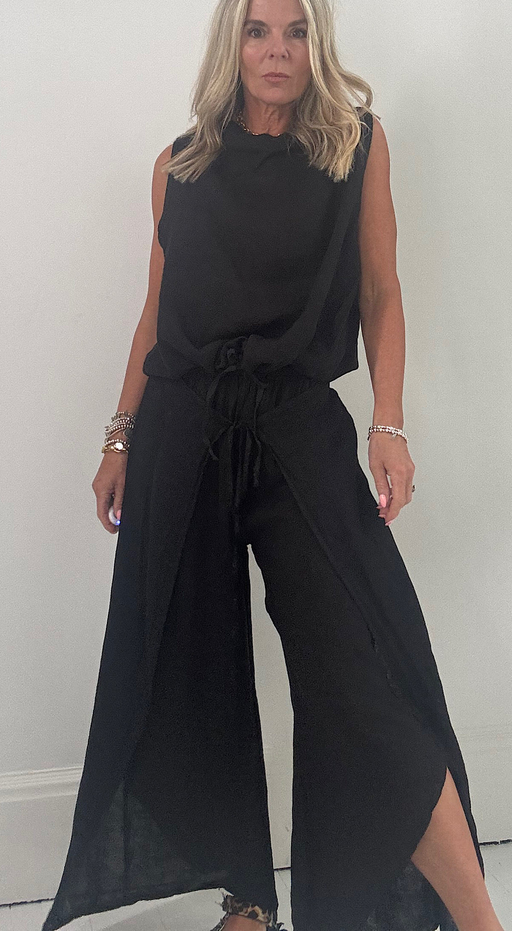 Linen wrap pants black